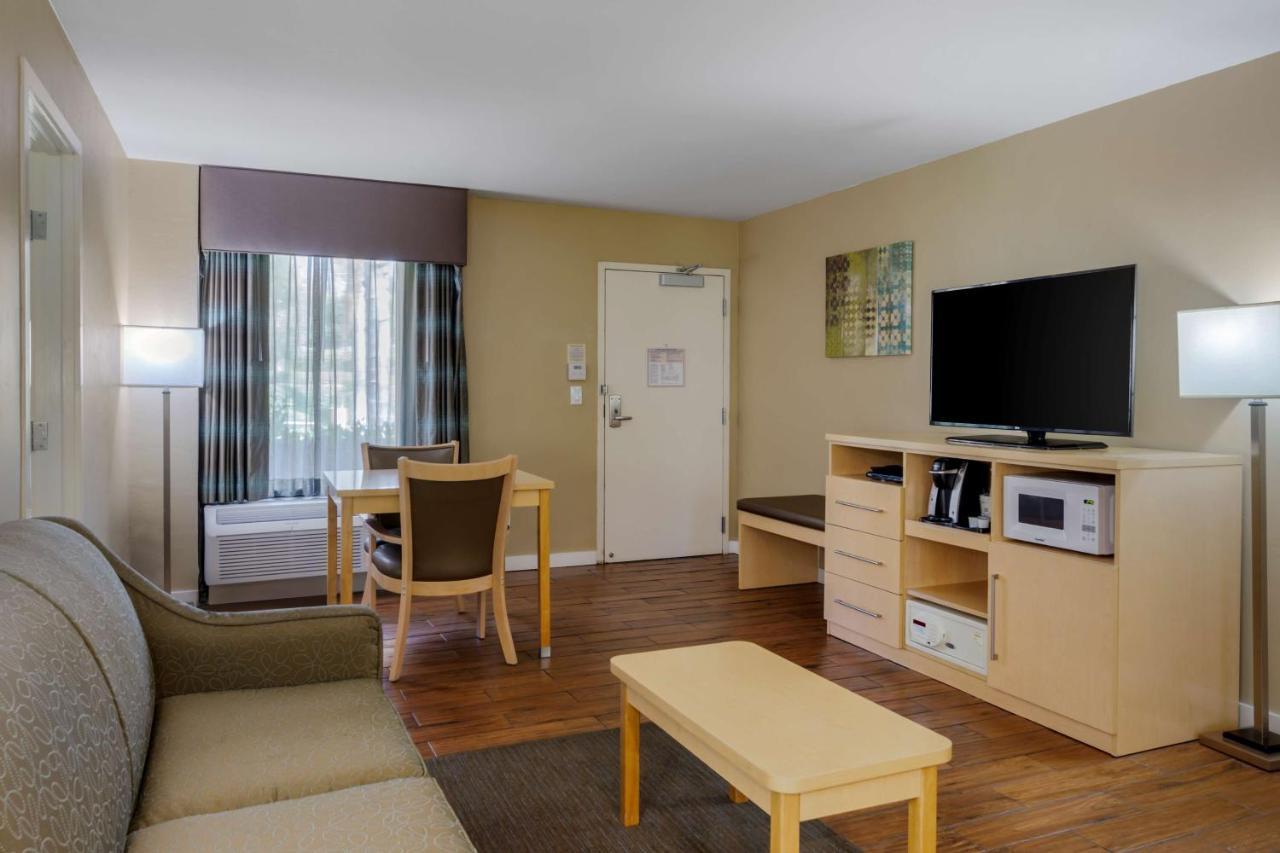 Western South Coast Hotel 3*